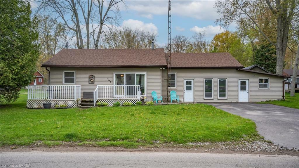 Property Photo: 303 Cedar Drive ON N0E 1T0