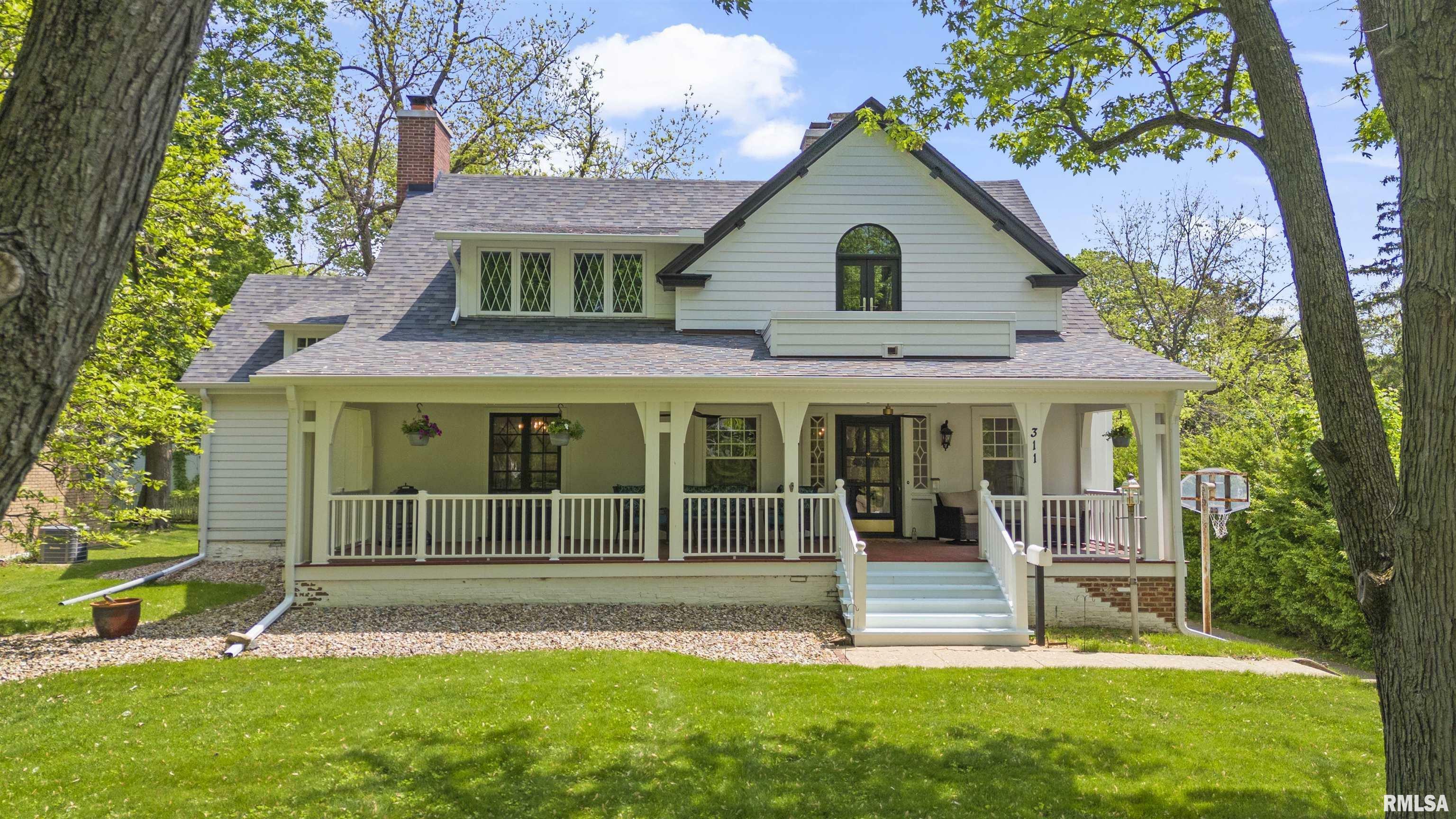 Property Photo: 311 S Main Street IL 61571