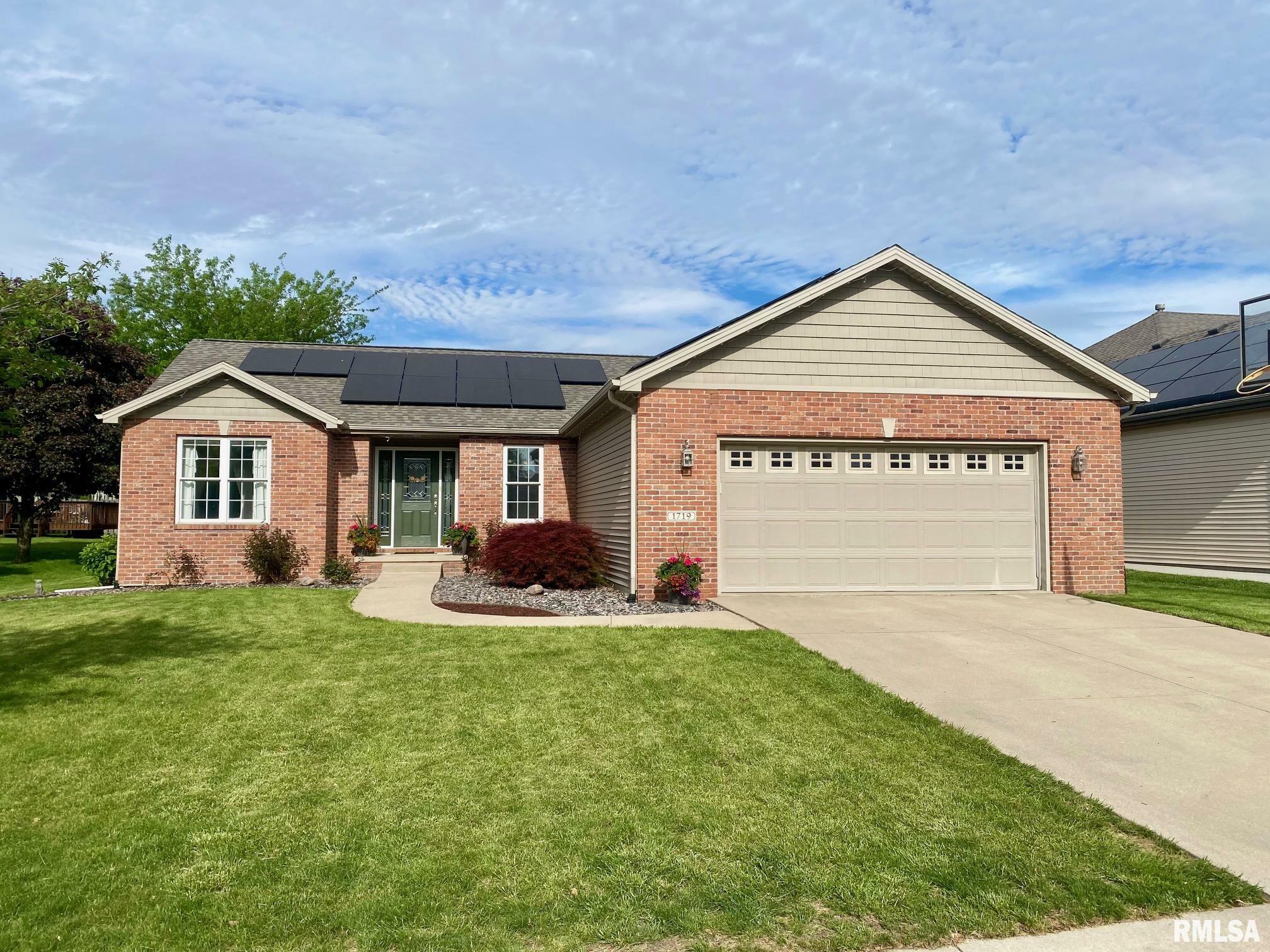 1719 Partridge Point  Normal IL 61761 photo
