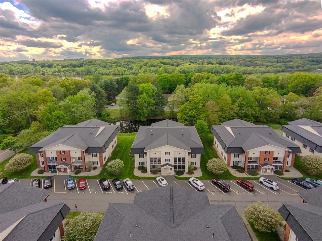 Property Photo: 41 W Summit St 51 MA 01075