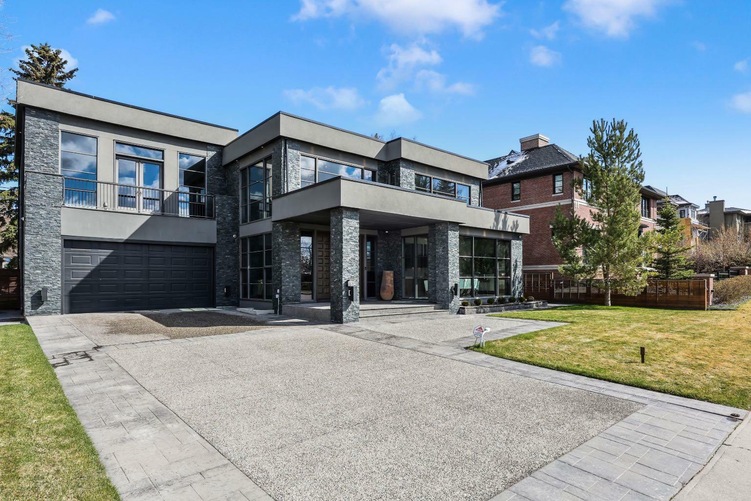 Photo de la propriété: 832 Hillcrest Avenue SW AB T2T 0Y9