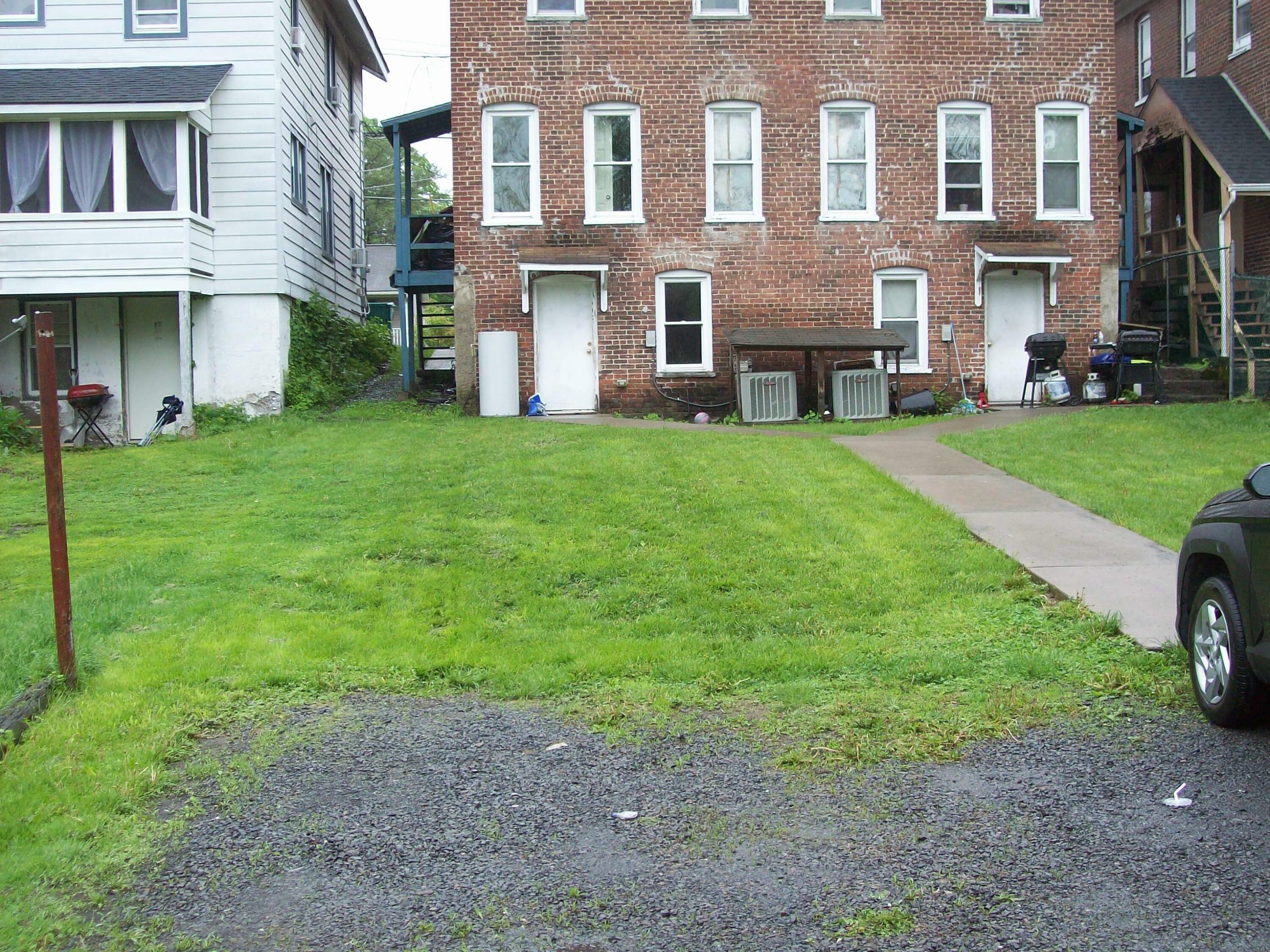 Property Photo: 495 N North Courtland St Street PA 18301