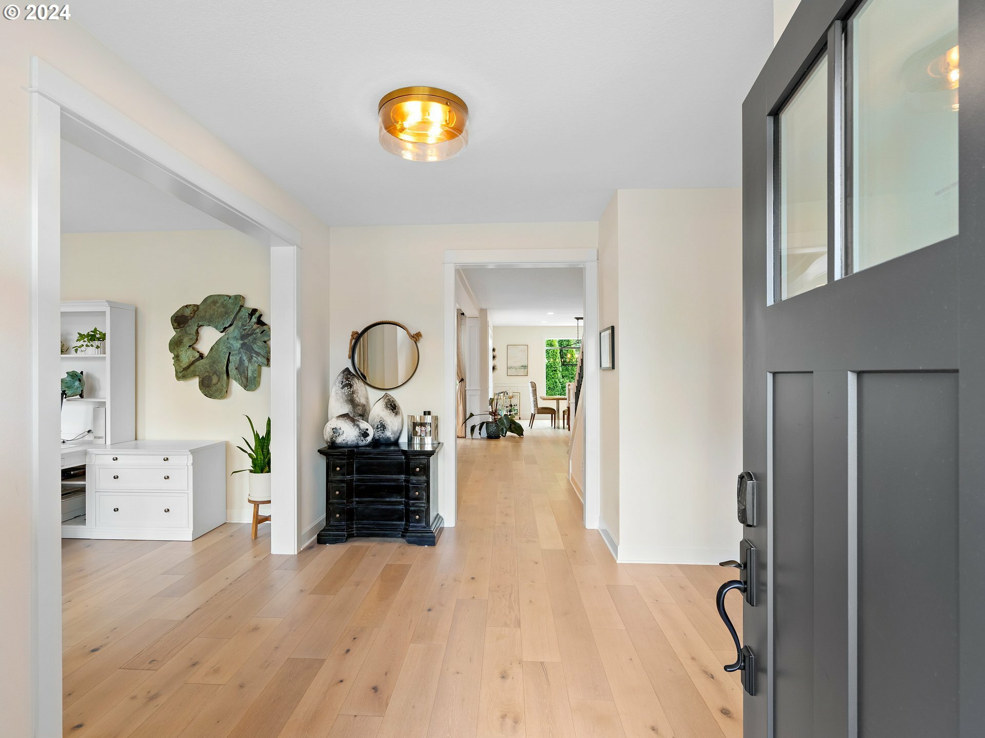 Property Photo: 9010 SW Inez St OR 97224