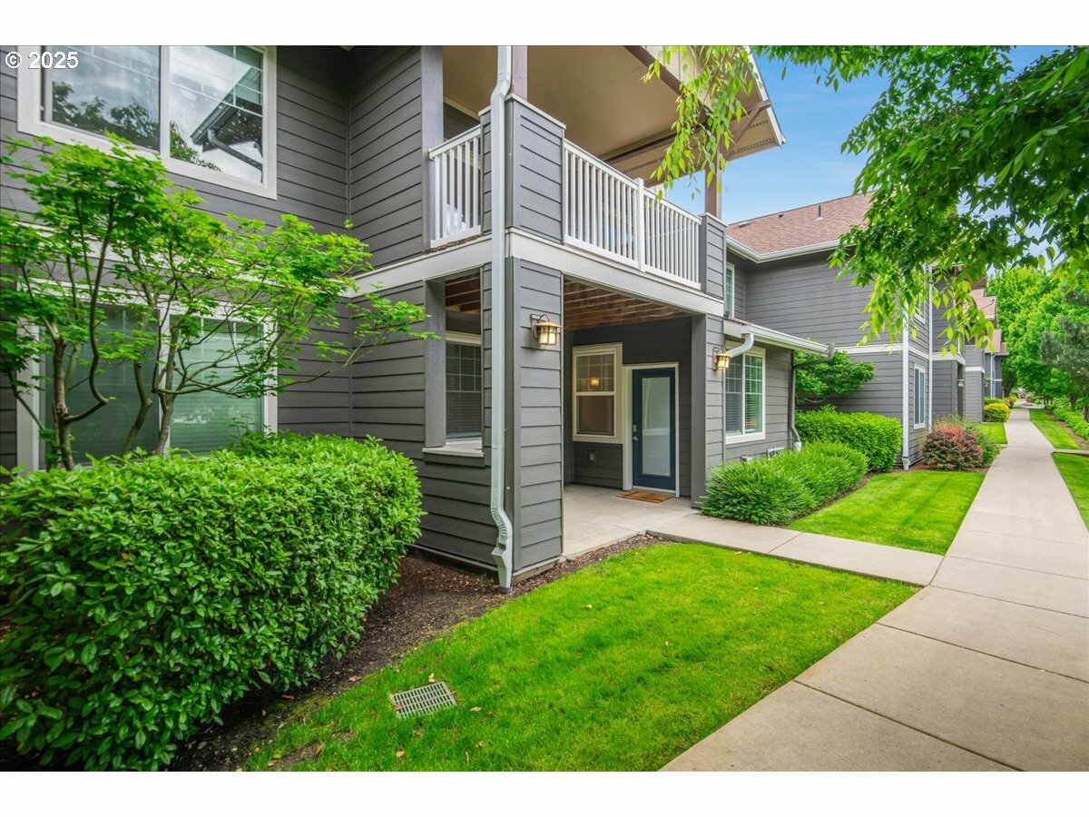 Property Photo: 10800 SE 17th Cir Q178 WA 98664