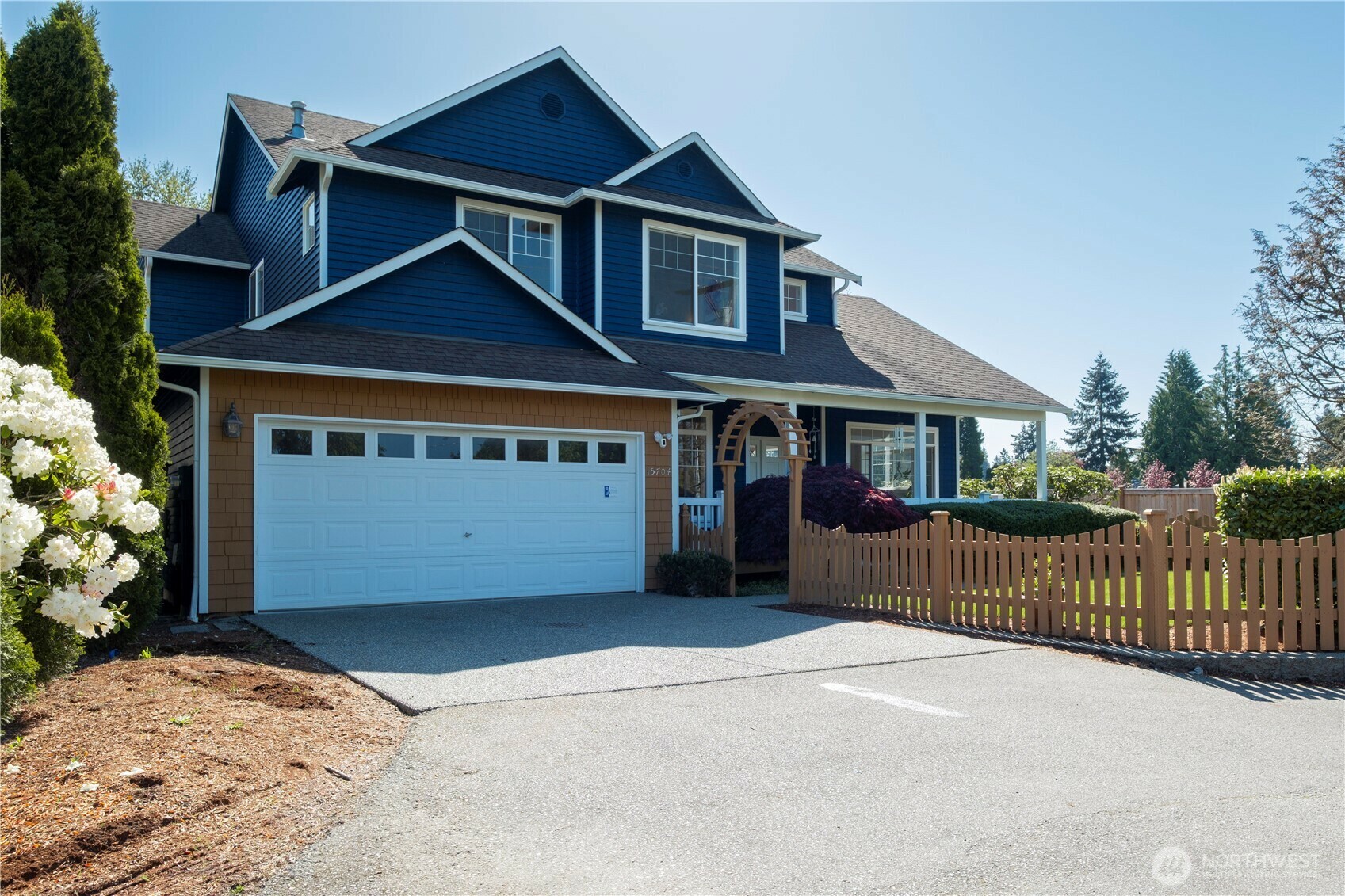 15704  124th Avenue NE  Woodinville WA 98072 photo