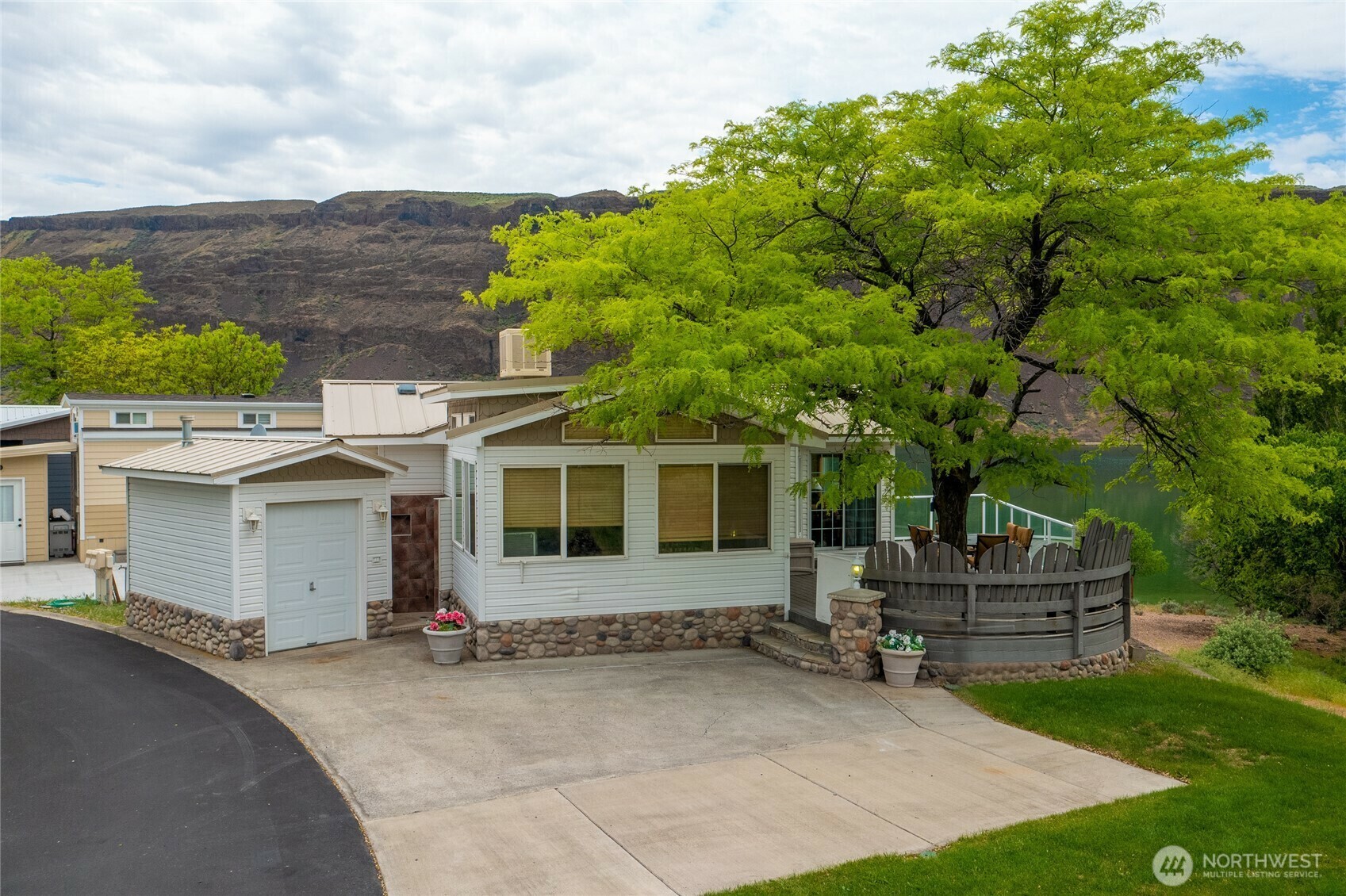 Property Photo: 31478 Moore Road NE 343 WA 99115