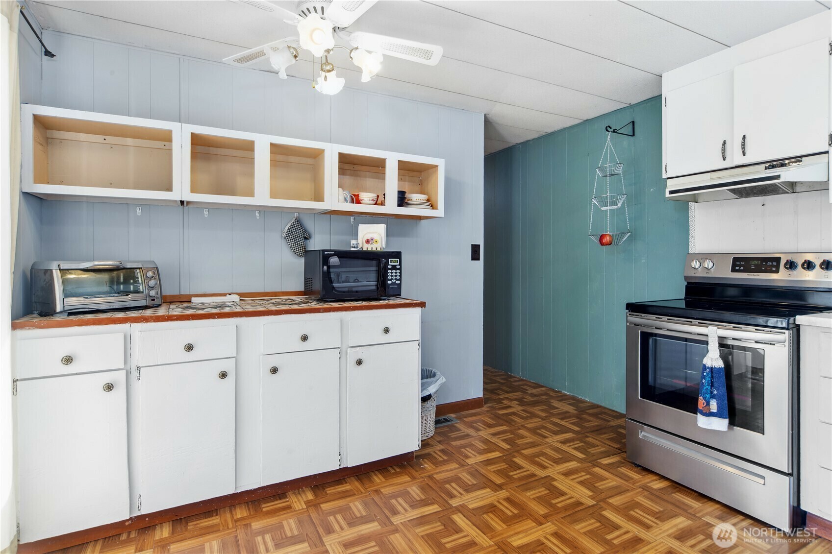 Property Photo:  512 SW Berry Lake Road 28  WA 98367 