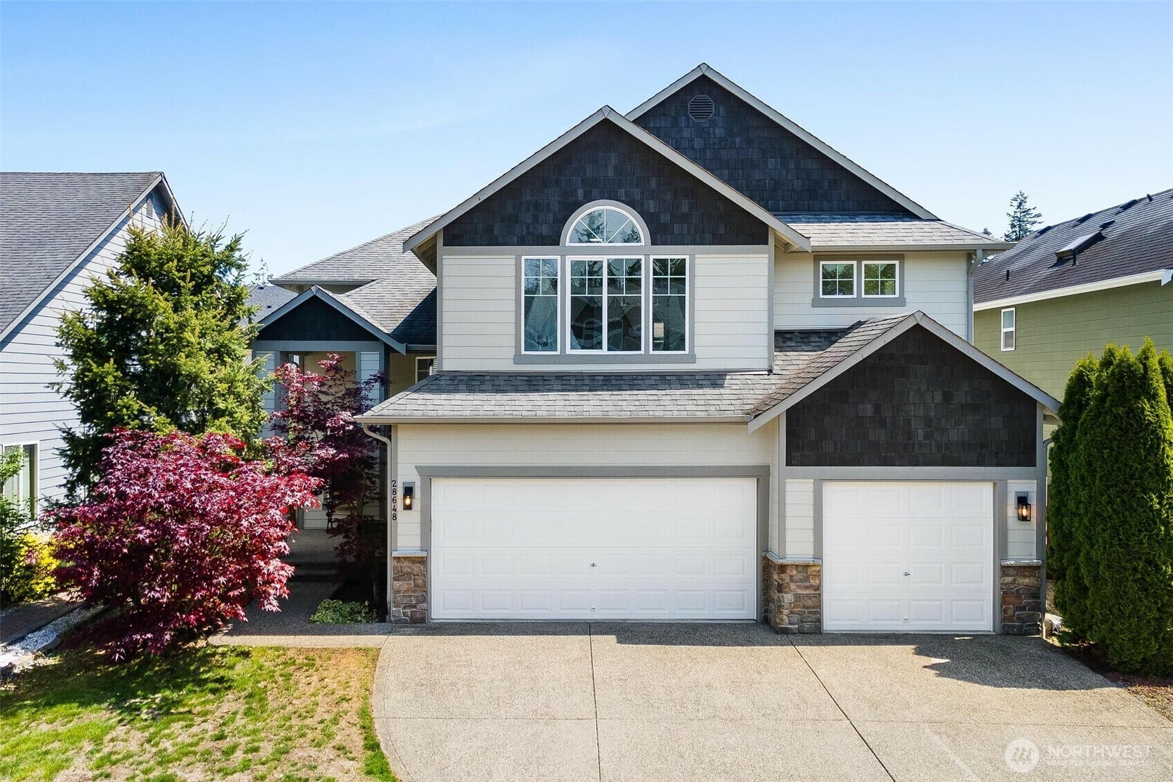 Property Photo: 28648 226th Avenue SE WA 98038