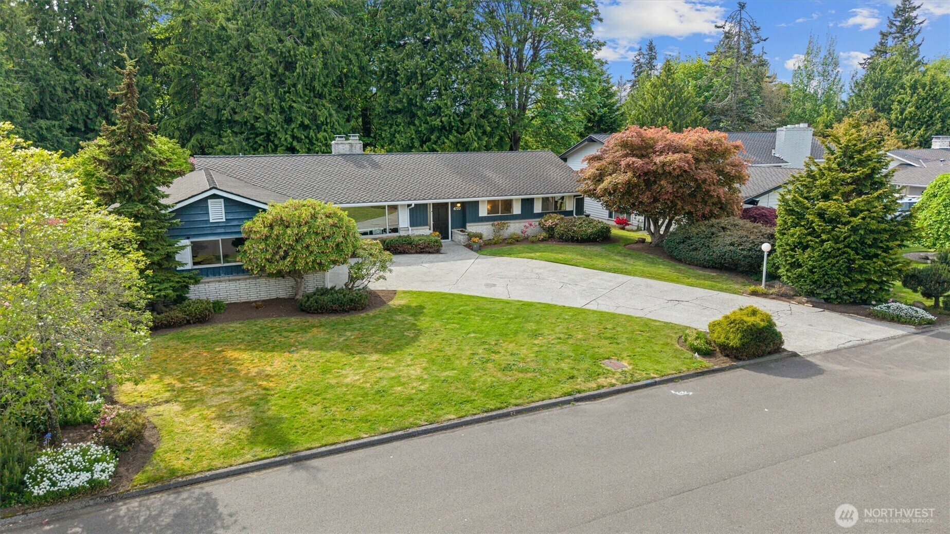 Property Photo: 4722 W Glenhaven Drive WA 98203