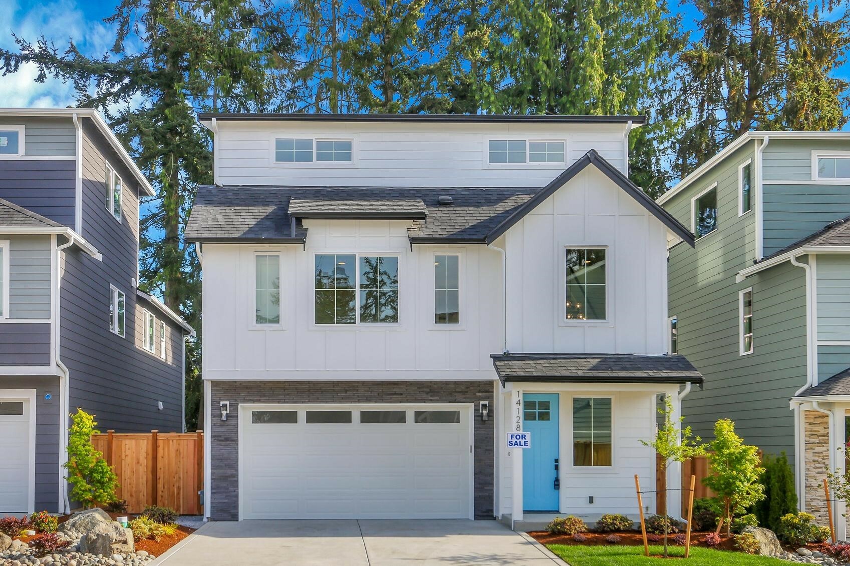Property Photo: 14128 15th Avenue W WA 98087