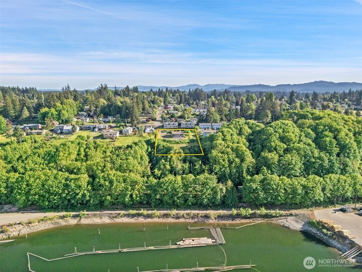 Property Photo:  1038  Fairmount Avenue  WA 98584 