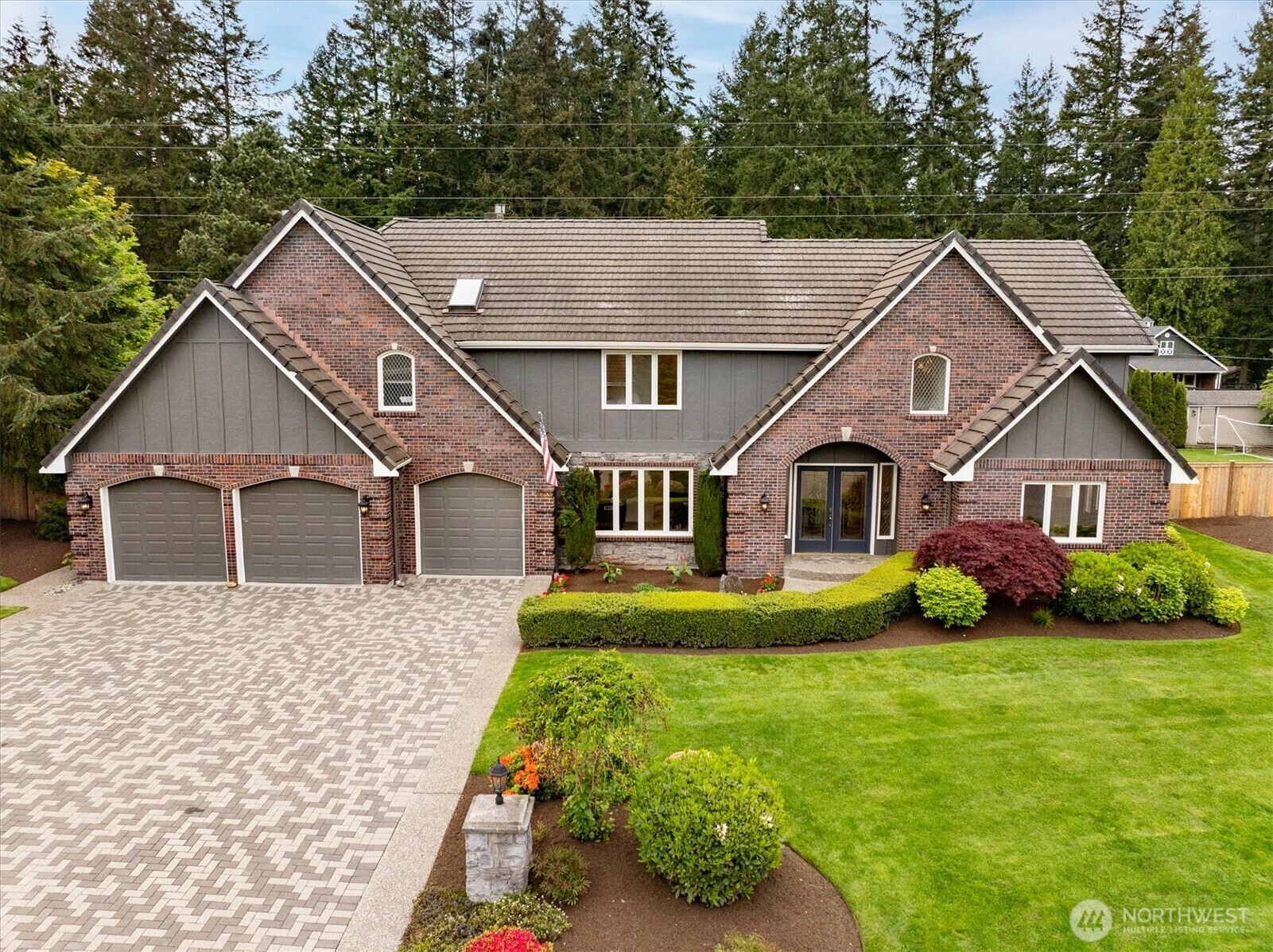 Property Photo: 5825 124th Court NE WA 98033