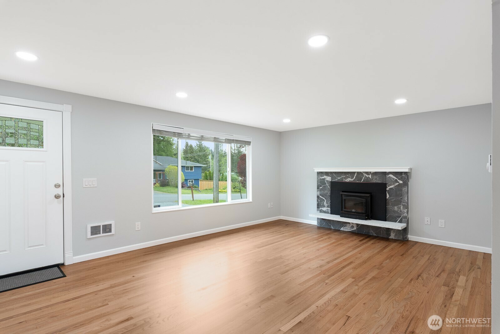 Property Photo: 2302 97th Drive SE WA 98258