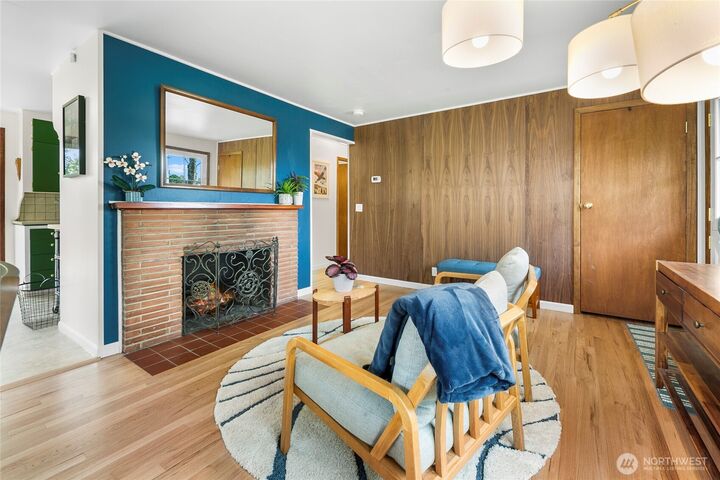 Property Photo:  1717 N 90th Street  WA 98103 