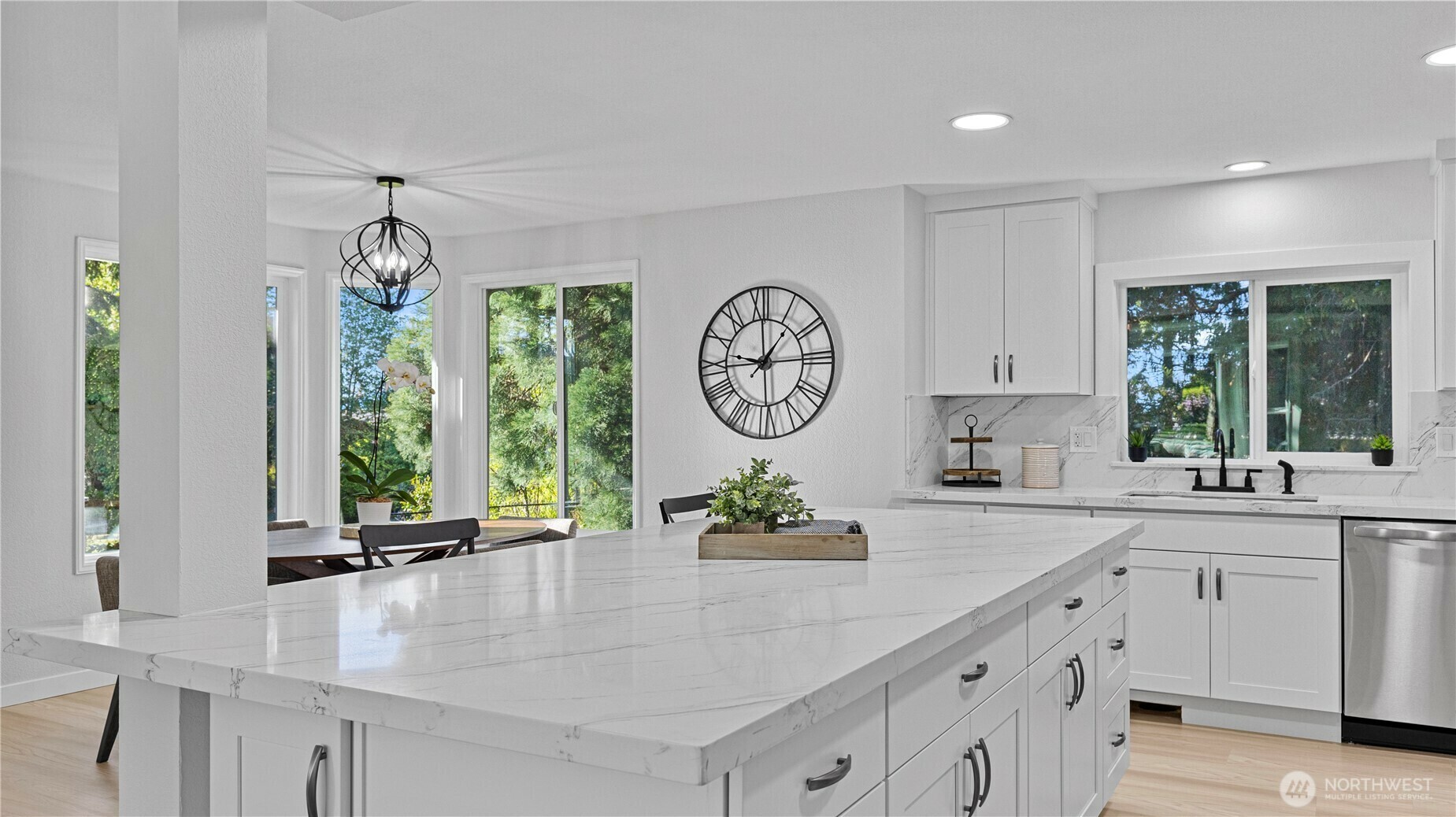 Property Photo: 624 N Waugh Road WA 98273