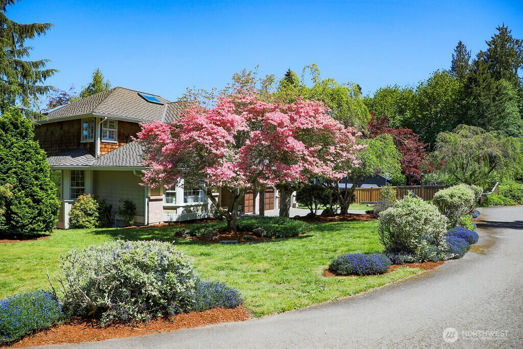 Property Photo: 4429 Waterman Ridge Lane E WA 98366