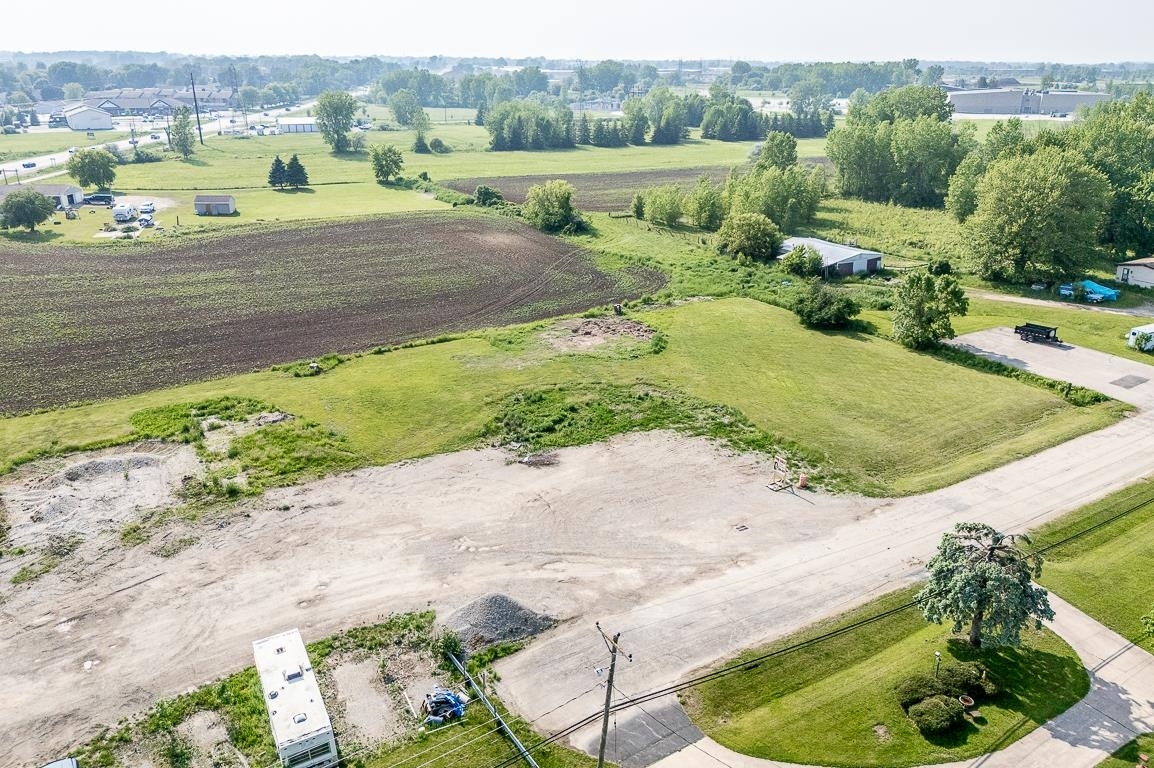 Property Photo: N Casaloma Drive 1B WI 54913-0000