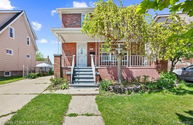 Property Photo:  5667 Argyle Street  MI 48126 