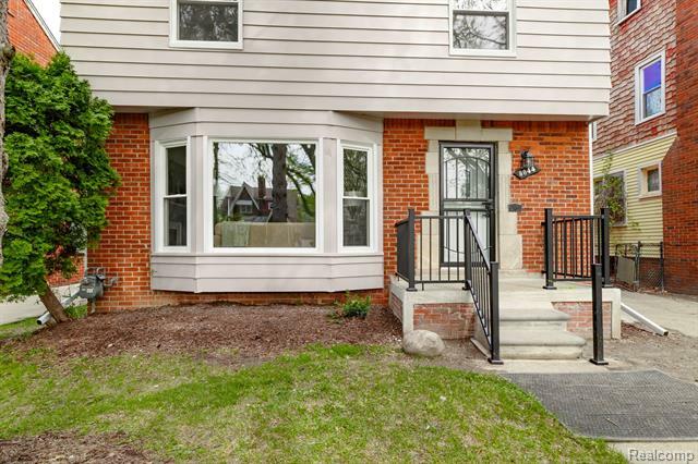Property Photo: 8044 E Morrow Circle MI 48204