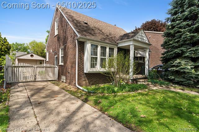 Property Photo: 25636 Oakland Drive MI 48125