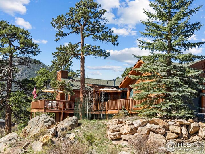 Property Photo:  658 Cedar Ridge Circle  CO 80517 