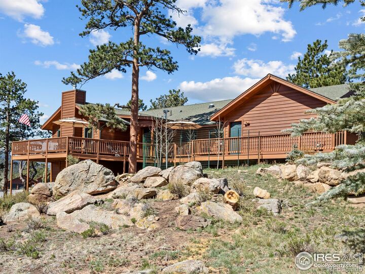 Property Photo:  658 Cedar Ridge Circle  CO 80517 