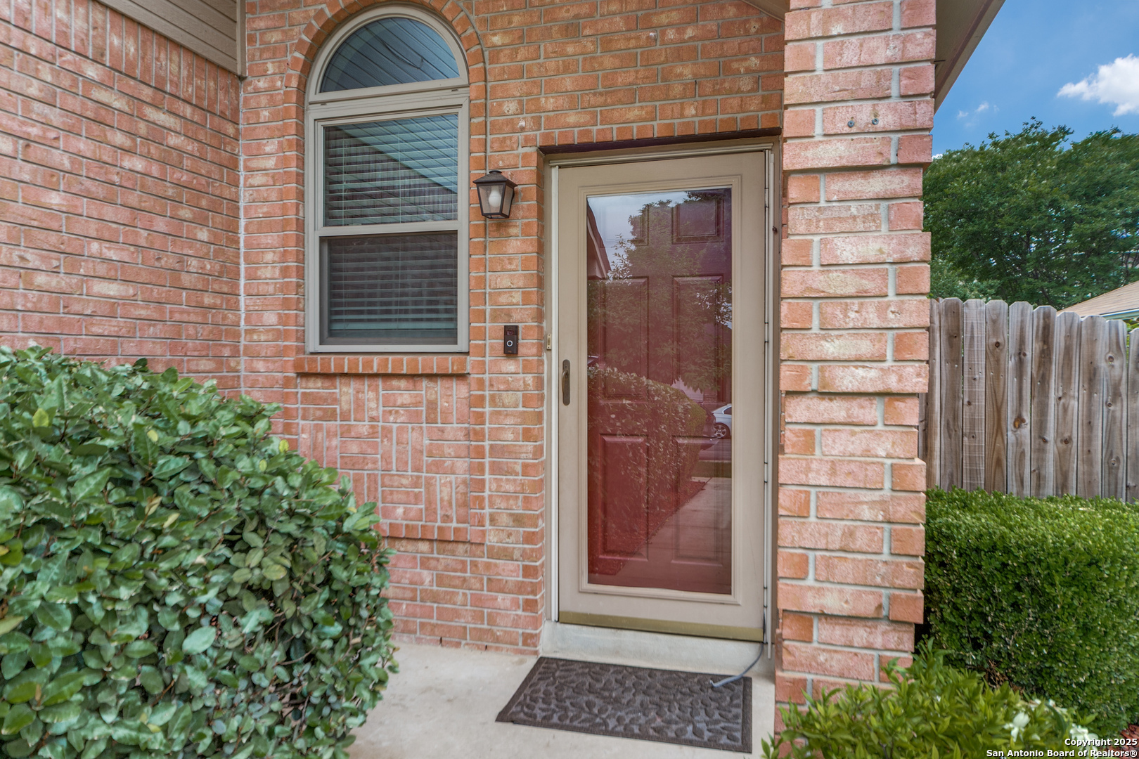 Property Photo: 5863 Spring Sq TX 78247