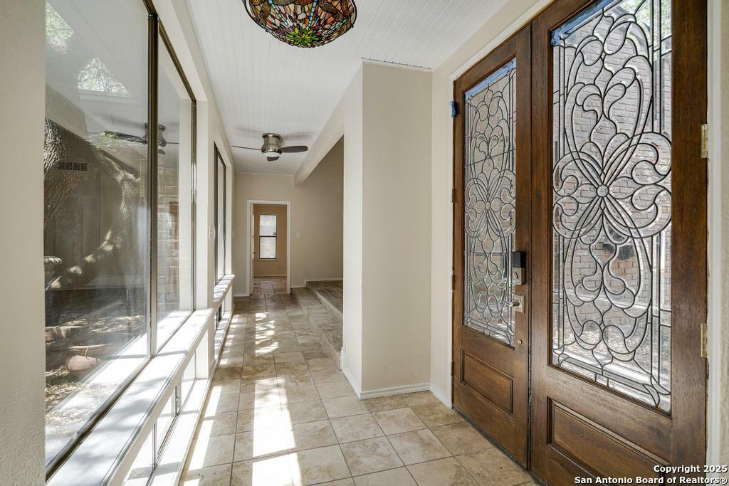 Property Photo: 13114 N Hunters Circle TX 78230