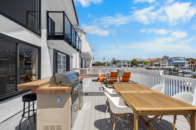 Property Photo: 3960 W Hemlock Street CA 93035