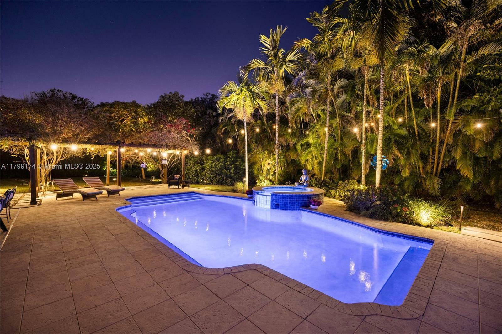 Property Photo: 7290 SW 77th Ter FL 33143