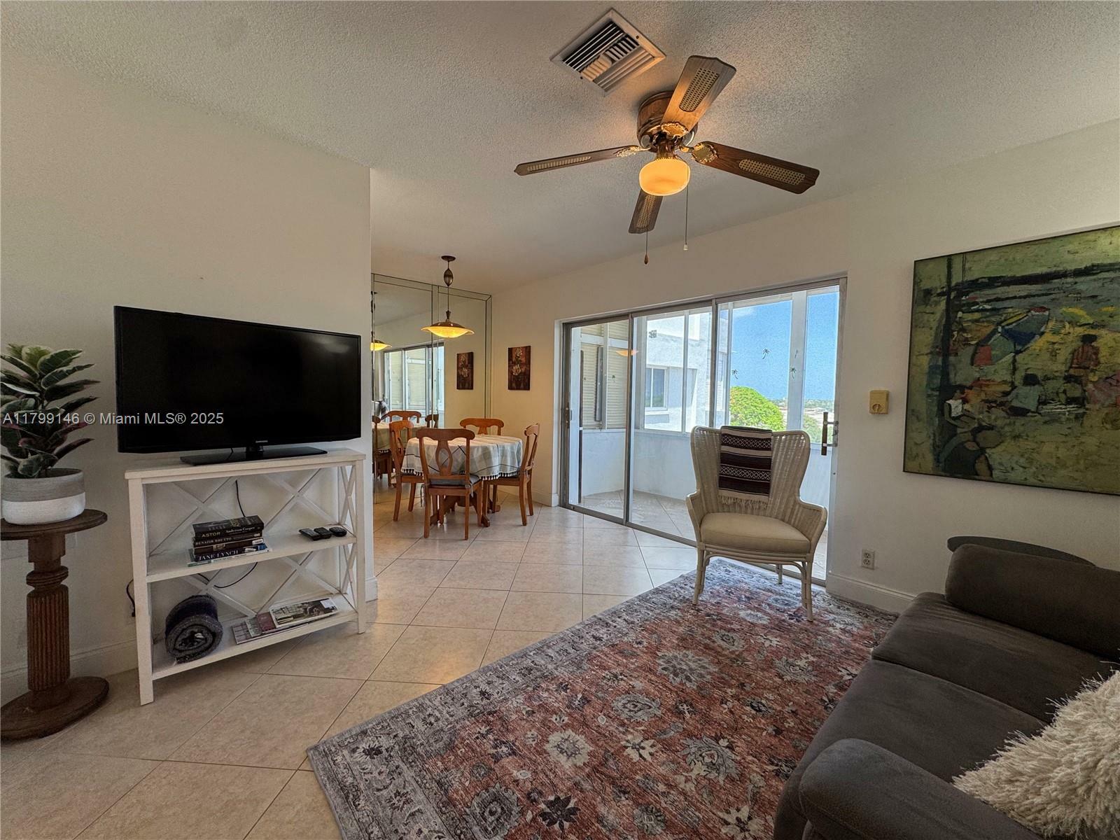 Property Photo: 1700 Pierce St 702 FL 33020