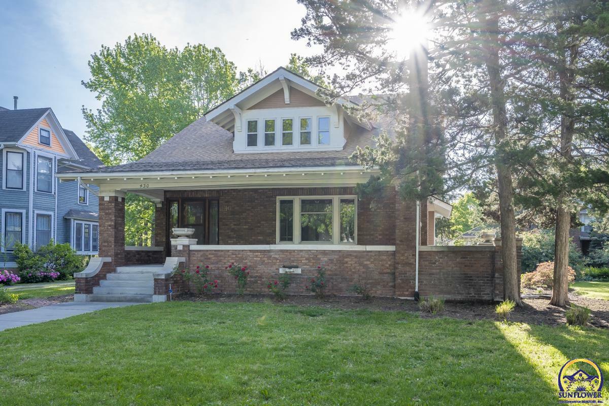 Property Photo: 430 SW Greenwood Ave KS 66606