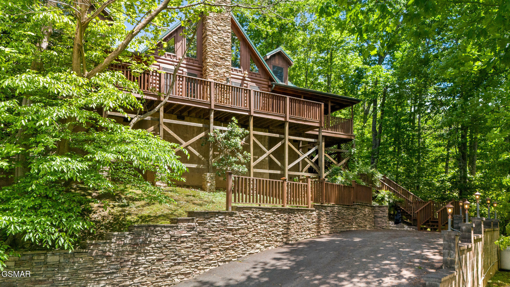 Property Photo: 915 Statham Way TN 37738