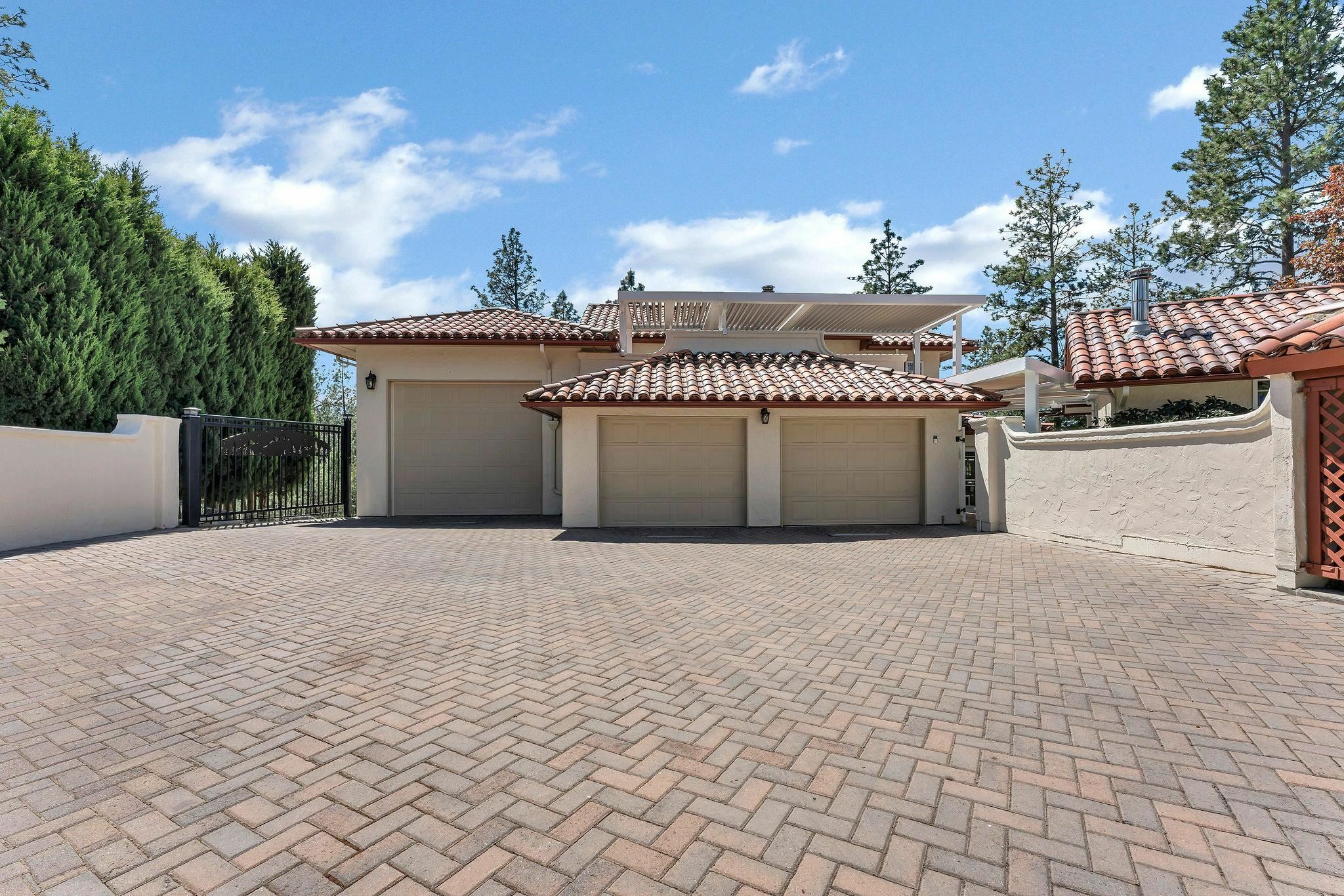 Property Photo: 15918 E Cameron Ct WA 99037