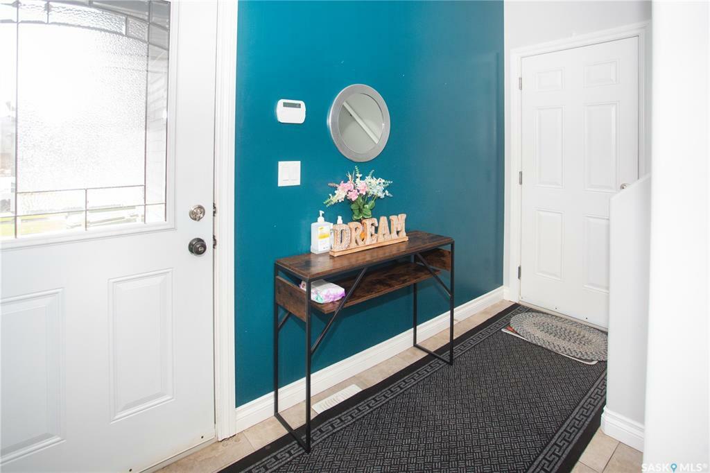 Property Photo: 306 Henick Lane SK S7R 0J5