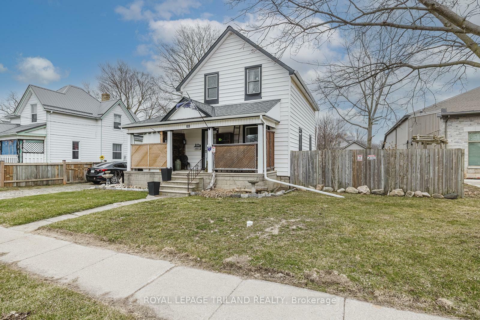 Property Photo: 245 Sydenham Street E ON N5H 1M1
