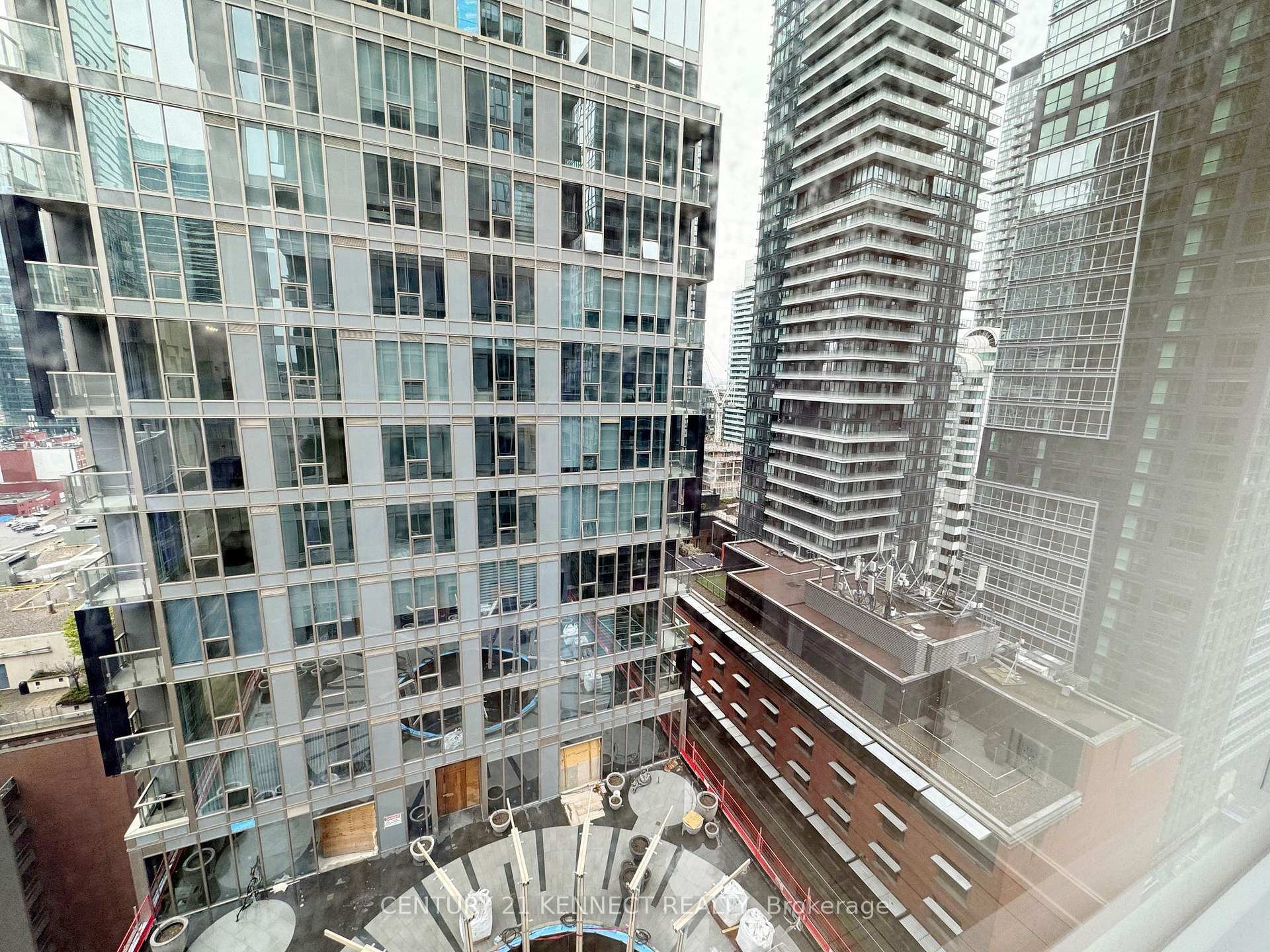 Property Photo: 15 Mercer Street 1603 ON M5V 0T8