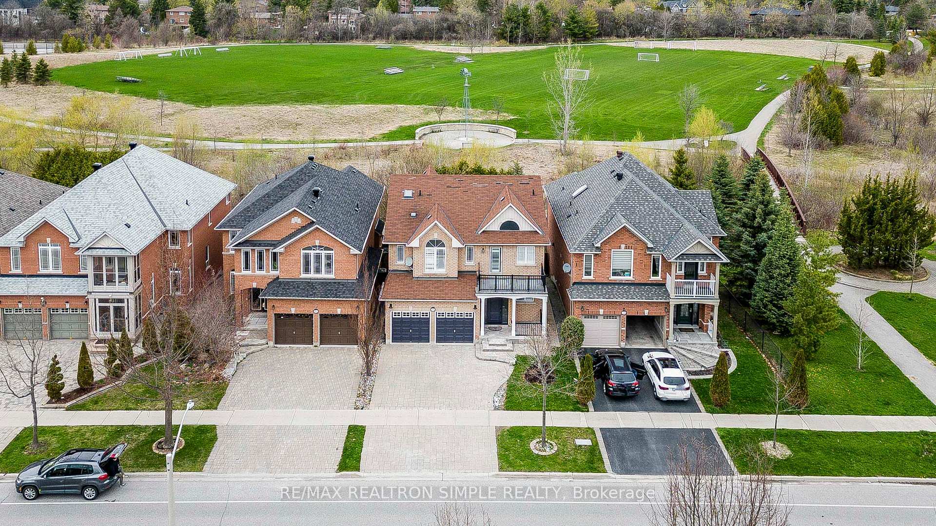 Property Photo: 60 Regatta Avenue ON L4E 4R1