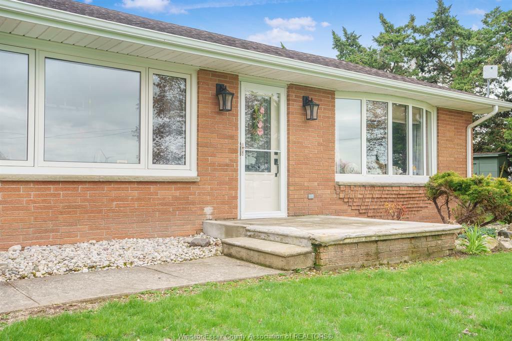 Photo de la propriété: 3356 Talbot Trail ON N0P 2P0