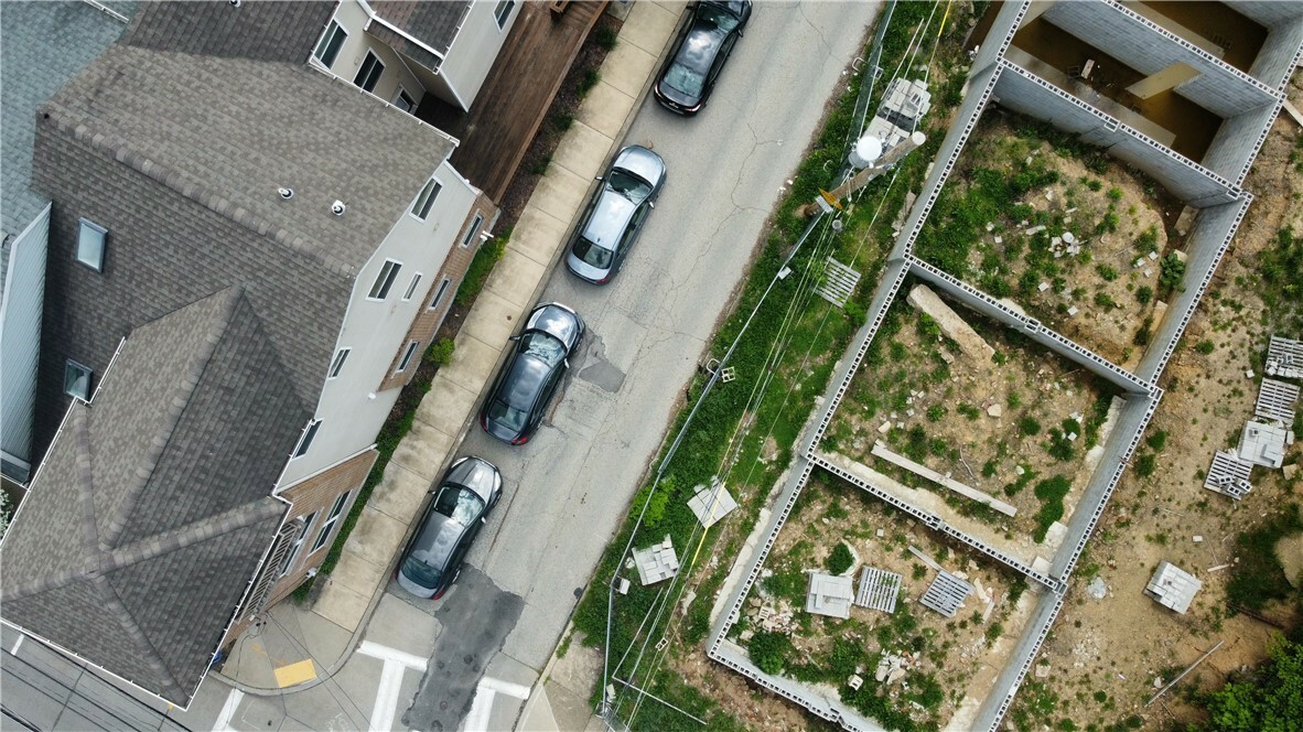 Property Photo: 10 Alpine Ave PA 15212