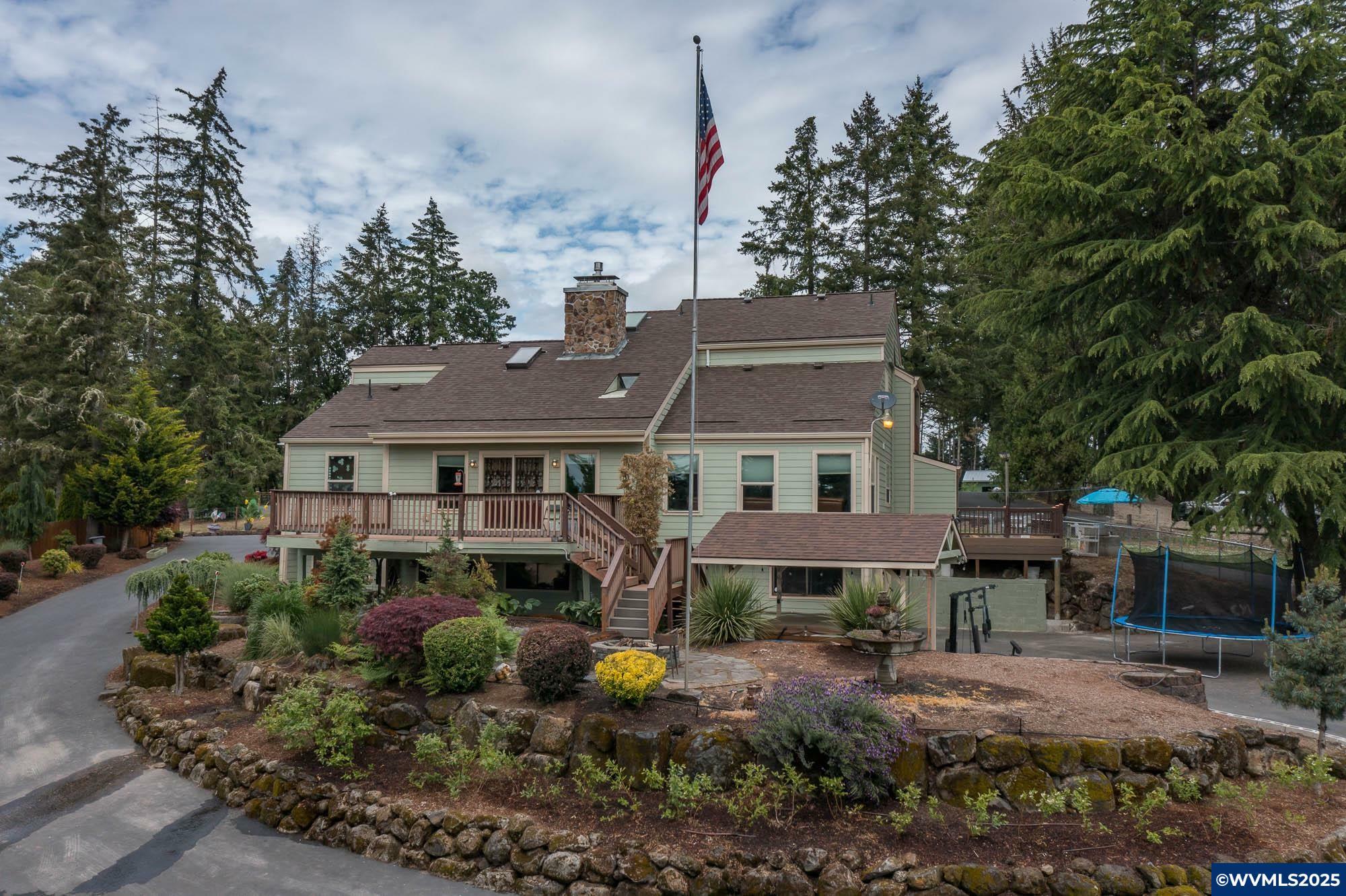 Property Photo: 190 South Oak Grove Rd NW OR 97304