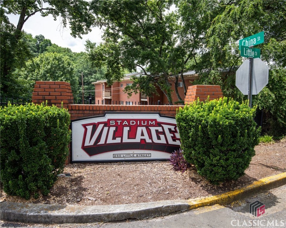 Property Photo: 250 Little Street B206 GA 30605
