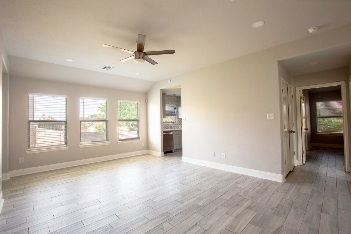 Property Photo: 112 Wildfire Cove TX 78610