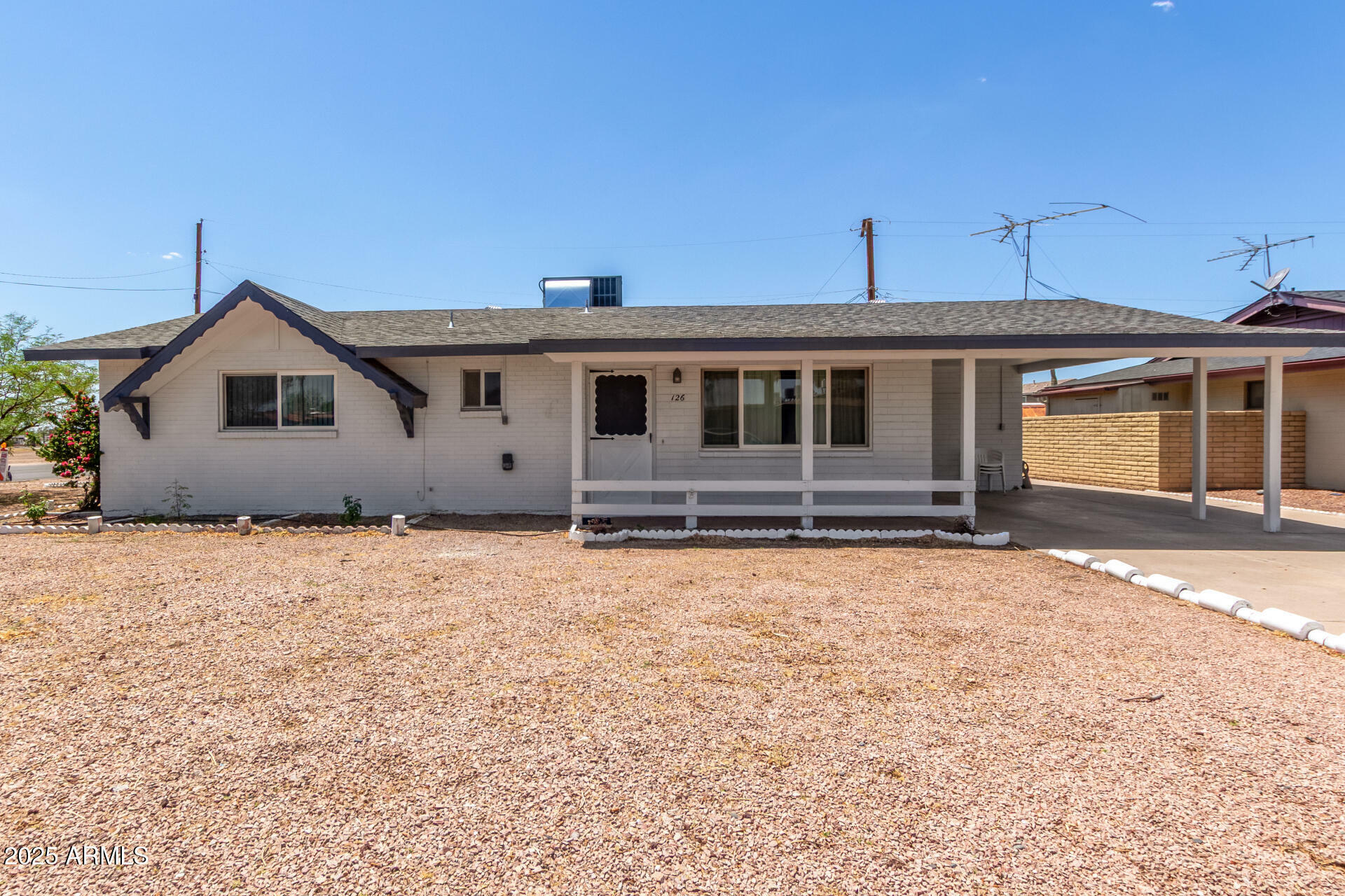 Property Photo: 126 N 58th Street AZ 85205