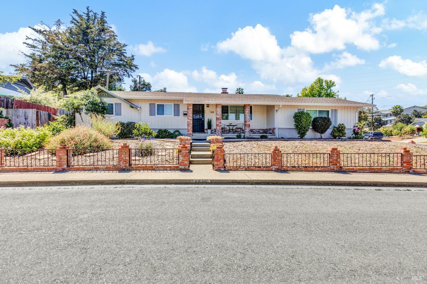 168 Bergwall Way  Vallejo CA 94591 photo