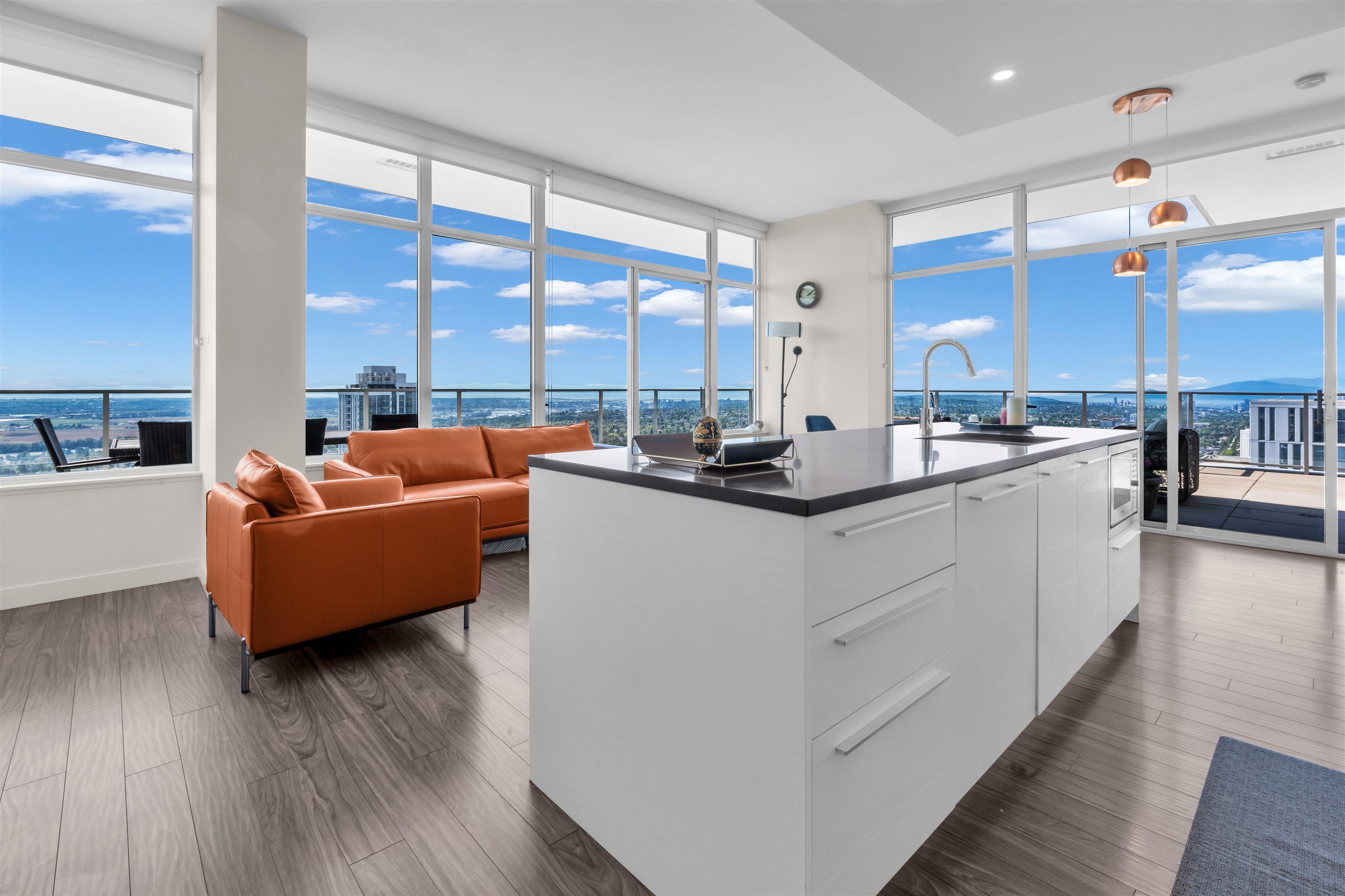 Property Photo:  6383 McKay Avenue 4003  BC V5H 0H8 