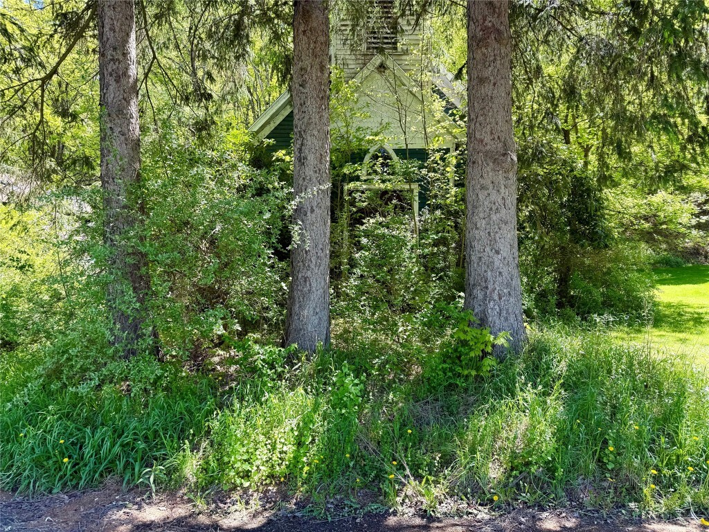 Property Photo: 700 E Windsor Rd NY 13865