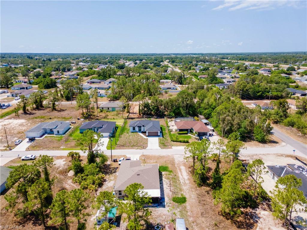 Property Photo:  3007 35th St SW  FL 33976 