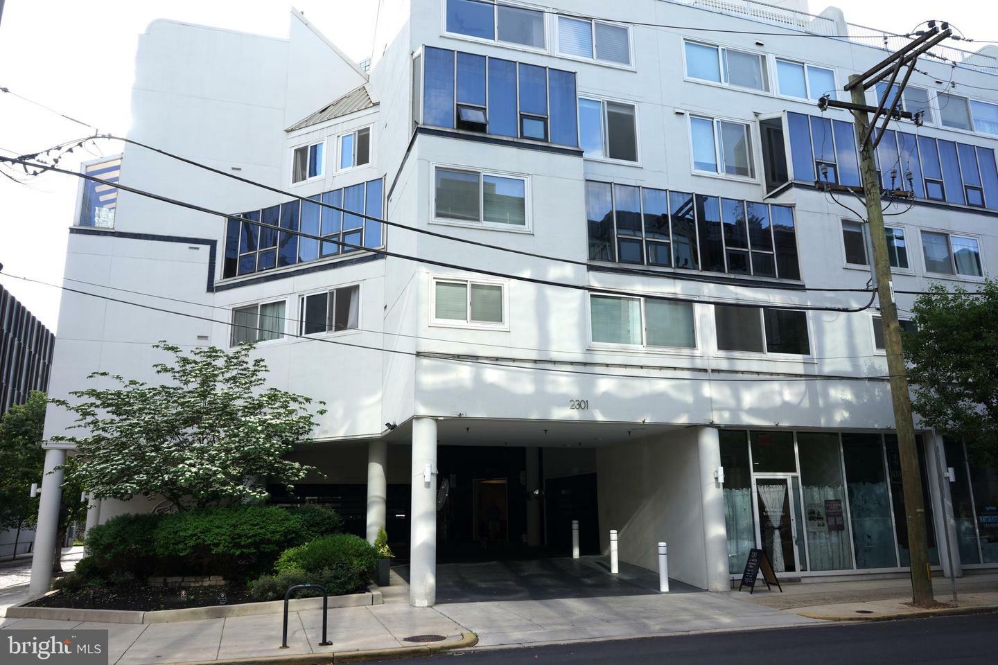 Property Photo: 2301 Cherry Street 3A PA 19103