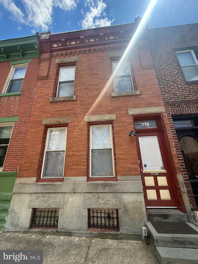 775 N 25th Street  Philadelphia PA 19130 photo